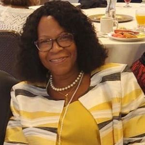 Meet your Posher, Beverly